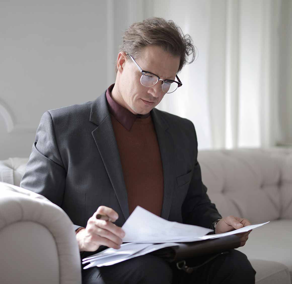 Post 2- Reap the benefits of company budgeting with Andrew Datax Accountant reading report